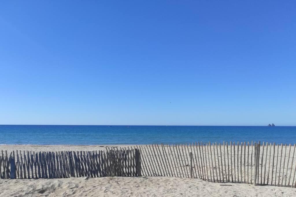Charmant Studio Climatise 24 M2 Terrasse A 100M De La Plage سانت-ماندرييه-سور-مير المظهر الخارجي الصورة